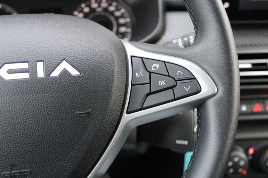Dacia Sandero 1.0 TCe 90 Expression | BTW | AUTOMAAT | STOELVERWARMING | CAMERA |