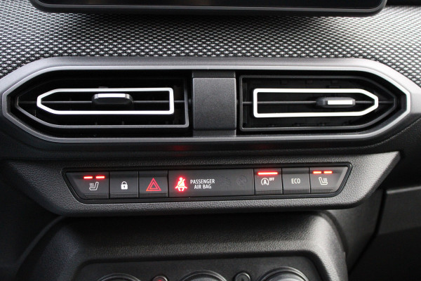 Dacia Sandero 1.0 TCe 90 Expression | BTW | AUTOMAAT | STOELVERWARMING | CAMERA |