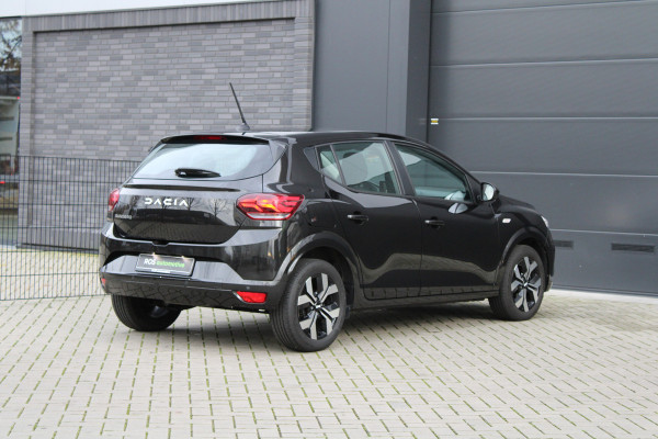 Dacia Sandero 1.0 TCe 90 Expression | BTW | AUTOMAAT | STOELVERWARMING | CAMERA |