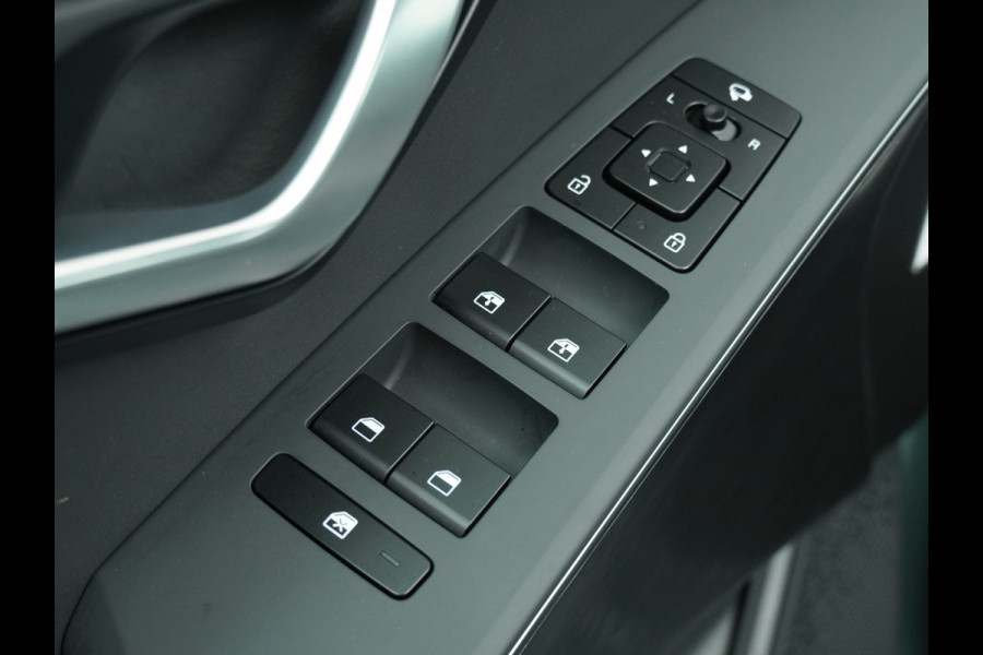 Kia Niro EV DynamicLine 64.8 kWh Airco - Apple Carplay/Android Auto - Cruise Control - Navigatie - Vervolgbotsing Preventie - Fabrieksgarantie tot 06-2031