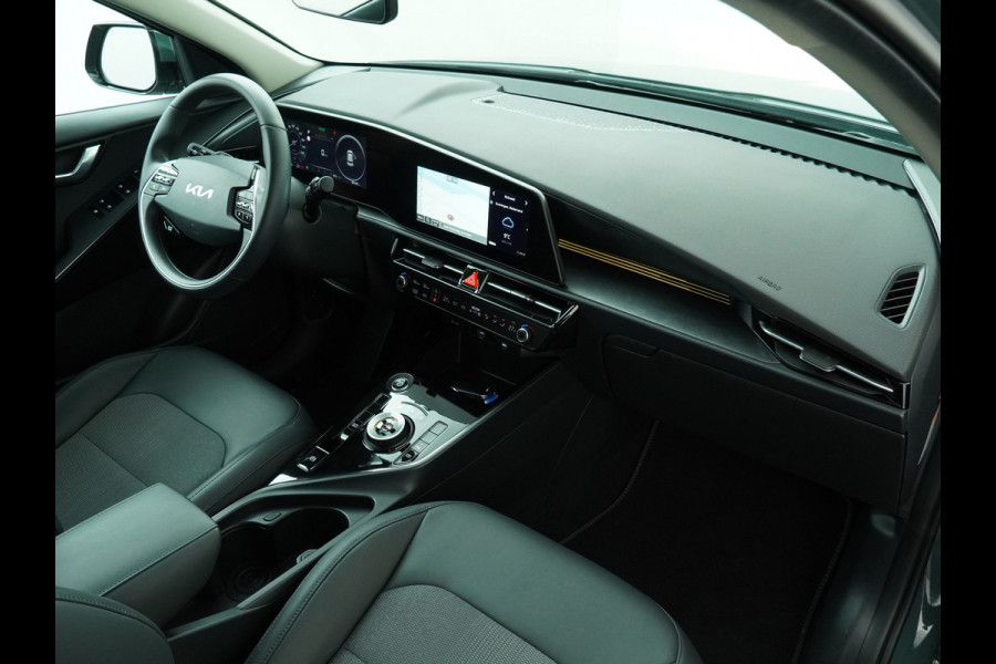 Kia Niro EV DynamicLine 64.8 kWh Airco - Apple Carplay/Android Auto - Cruise Control - Navigatie - Vervolgbotsing Preventie - Fabrieksgarantie tot 06-2031