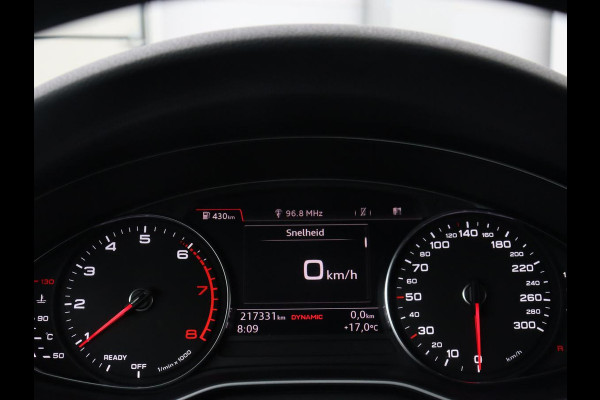 Audi A4 1.4 TFSI Edition | Sportstoelen | Full LED | Navigatie | Parkeerhulp | Climate control | Bluetooth | Cruise control