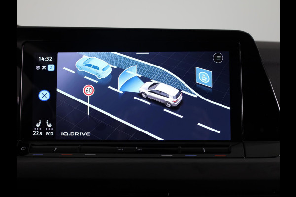 Volkswagen Golf 1.4 eHybrid Style 204 pk Automaat (DSG) | Navigatie | Panoramadak | Parkeersensoren | Adaptieve cruise control | Stoelverwarming |