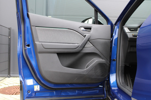 Renault Captur 1.3 mild hybrid 160 techno | BTW | STOEL+STUURWIELVERWARMING | ACC | CAMERA |