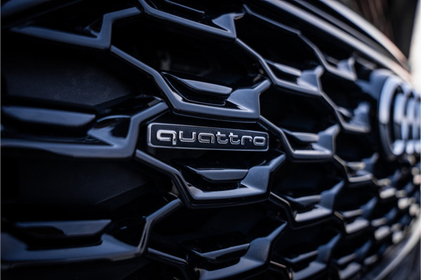 Audi Q5 Sportback 50 TFSI e S edition - Panorama | RS Seats | Luchtvering | B&O | Elek. Trekhaak | 360 Camera