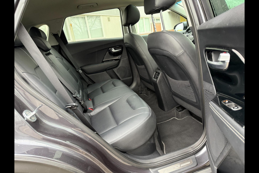 Kia Niro 1.6 GDi Hybrid ExecutiveLine 149PK 2020 DAKRAAM AUTOMAAT JBL FLIPPERS