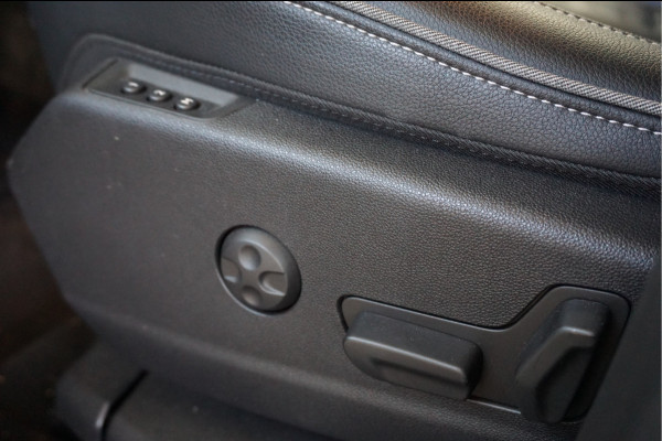 Opel Grandland X 1.2 Turbo Innovation Trekhaak Leer 19 inch LMV