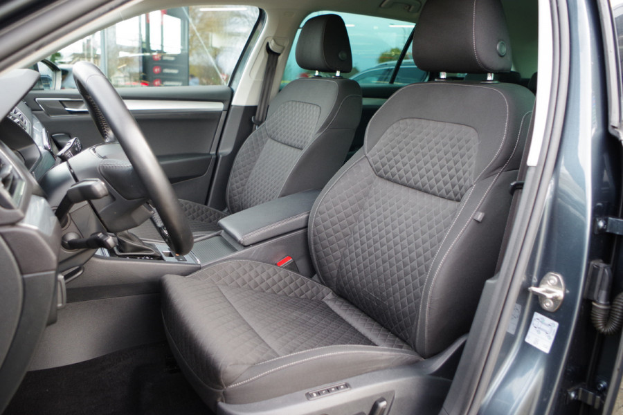 Škoda Superb Combi 1.4 TSI iV 218 PK Business Edition Plus, Memory, LED, Adap. Cruise Control