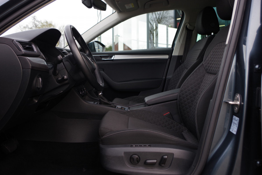 Škoda Superb Combi 1.4 TSI iV 218 PK Business Edition Plus, Memory, LED, Adap. Cruise Control