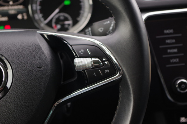 Škoda Superb Combi 1.4 TSI iV 218 PK Business Edition Plus, Memory, LED, Adap. Cruise Control