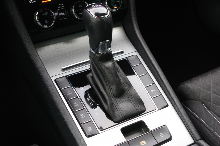 Škoda Superb Combi 1.4 TSI iV 218 PK Business Edition Plus, Memory, LED, Adap. Cruise Control