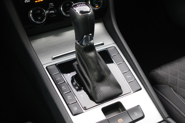 Škoda Superb Combi 1.4 TSI iV 218 PK Business Edition Plus, Memory, LED, Adap. Cruise Control