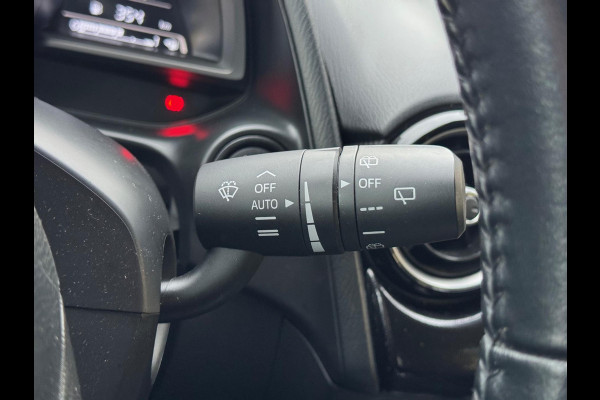 Mazda 2 1.5 SKYACTIV-G 90PK TS+ | Navigatie, Parkeersensoren, 16 inch, Climate control, Cruise control, Stoelverwarming