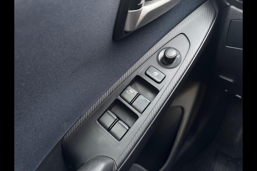 Mazda 2 1.5 SKYACTIV-G 90PK TS+ | Navigatie, Parkeersensoren, 16 inch, Climate control, Cruise control, Stoelverwarming