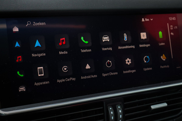 Porsche Cayenne 3.0 E-Hybrid | NP € 222.577,- | KERAMISCHE REMMEN | 40K TECHART | CLANCK AUDIO | FULL PPF | PASM | PDCC | PCCB | PDLS+ | PANORAM INTERIEURPAKKET CARBON | DIMMENDE SPIEGELS | CARBON SPIEGELKAPPEN |