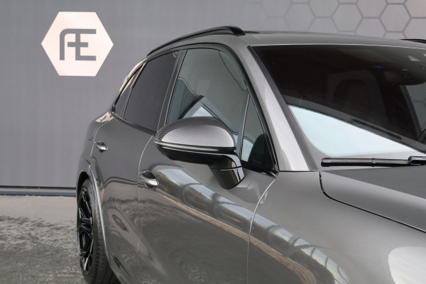 Porsche Cayenne 3.0 E-Hybrid | NP € 222.577,- | KERAMISCHE REMMEN | 40K TECHART | CLANCK AUDIO | FULL PPF | PASM | PDCC | PCCB | PDLS+ | PANORAM INTERIEURPAKKET CARBON | DIMMENDE SPIEGELS | CARBON SPIEGELKAPPEN |