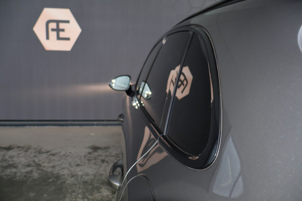 Porsche Cayenne 3.0 E-Hybrid | NP € 222.577,- | KERAMISCHE REMMEN | 40K TECHART | CLANCK AUDIO | FULL PPF | PASM | PDCC | PCCB | PDLS+ | PANORAM INTERIEURPAKKET CARBON | DIMMENDE SPIEGELS | CARBON SPIEGELKAPPEN |