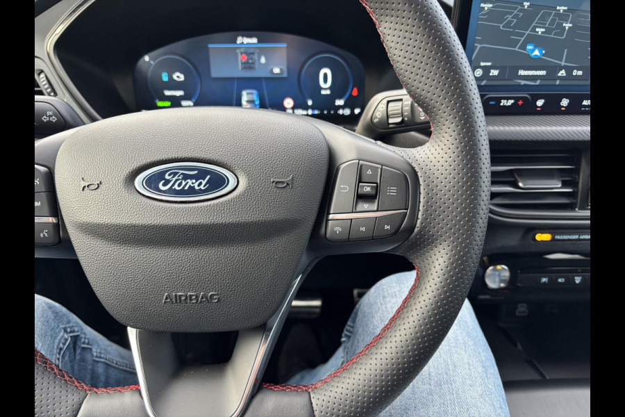 Ford Kuga 2.5 PHEV ST-Line X 243pk | Driver Assistance pack | Panoramadak | 18 inch Licht metaal | Winterpack | Technology Pack | 2.100kg Trekgewicht | Verlengde Fabrieksgarantie tot 09-2028