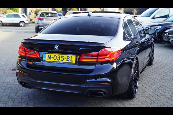 BMW 5 Serie M550d xDrive| Schuifdak | Stoelkoeling | Adaptieve Cruise control | 400 PK | Luxe Nappa Leder | Shadow Line | Dealer o