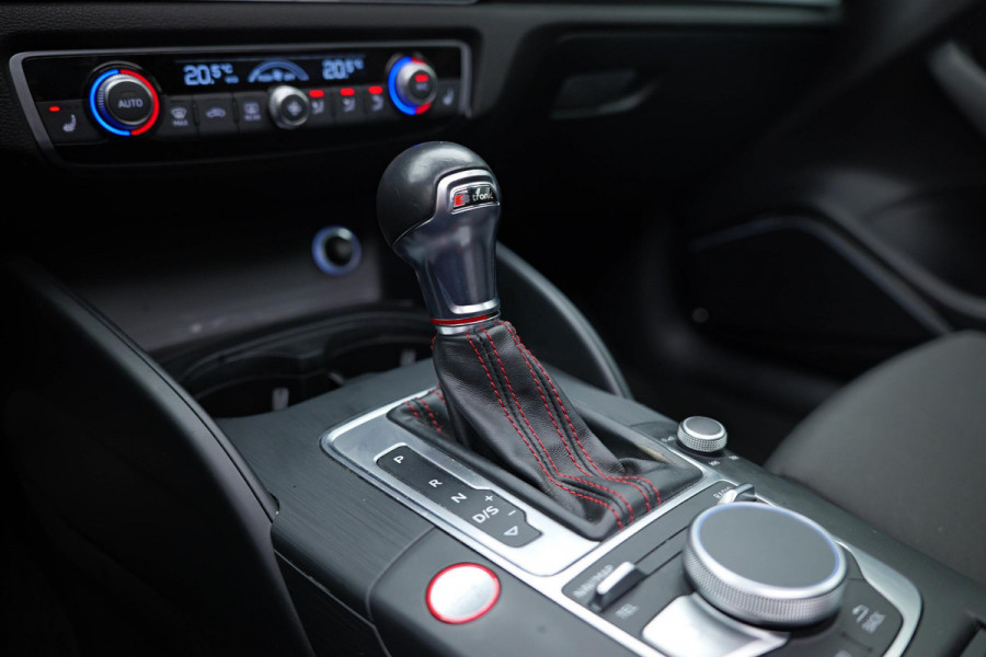 Audi S3 Sportback 2.0 TFSI quattro |Pano|B&O|Org.NL|Virtual|Keyless|Camera|Matrix|