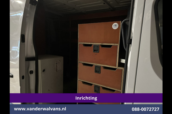 Opel Movano 2.3 Turbo 150pk L2H2 Inrichting Euro6 Airco | Navigatie | LED | Cruisecontrol | 2500kg Trekhaak Parkeersensoren, Bijrijdersbank