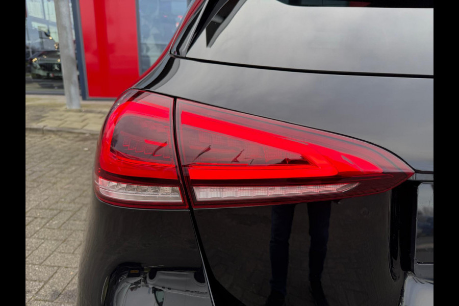 Mercedes-Benz A-Klasse AMG 35 4MATIC Edition 1