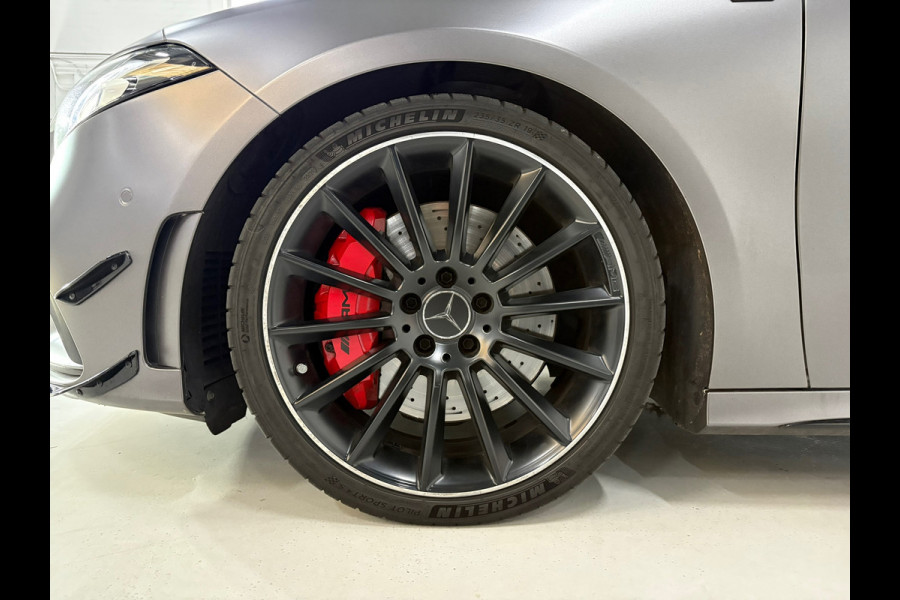 Mercedes-Benz A-Klasse AMG 35 4MATIC Premium Plus Pano Burmester