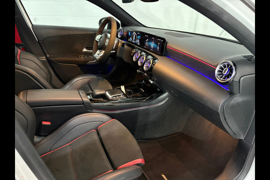 Mercedes-Benz A-Klasse AMG 35 4MATIC Premium Plus Pano Burmester