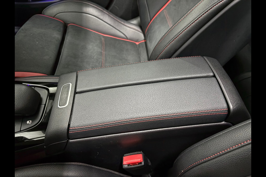 Mercedes-Benz A-Klasse AMG 35 4MATIC Premium Plus Pano Burmester