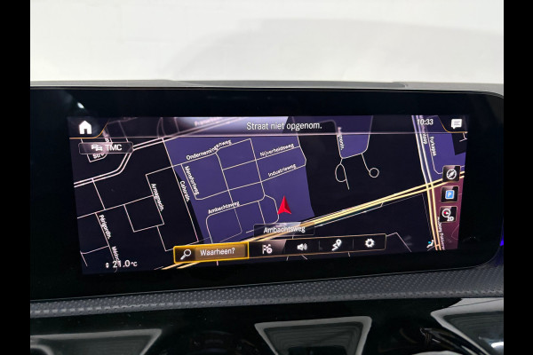 Mercedes-Benz A-Klasse AMG 35 4MATIC Premium Plus Pano Burmester