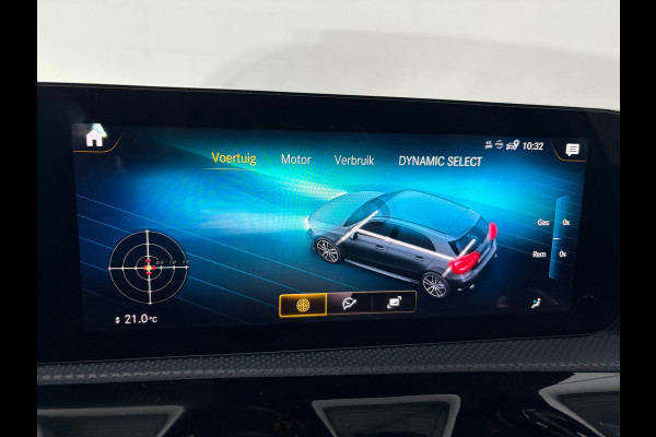 Mercedes-Benz A-Klasse AMG 35 4MATIC Premium Plus Pano Burmester