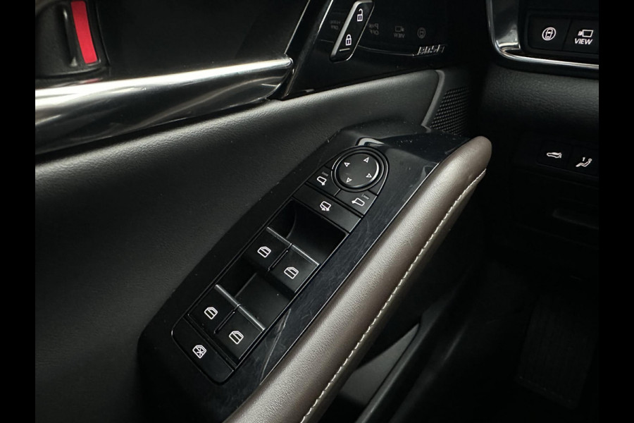 Mazda CX-30 2.0 e-SkyActiv-X M Hybrid Luxury AUTOMAAT | SCHUIFKANTELDAK | 360 CAMERA | AFNEEMBARE TREKHAAK | AERO PACK |