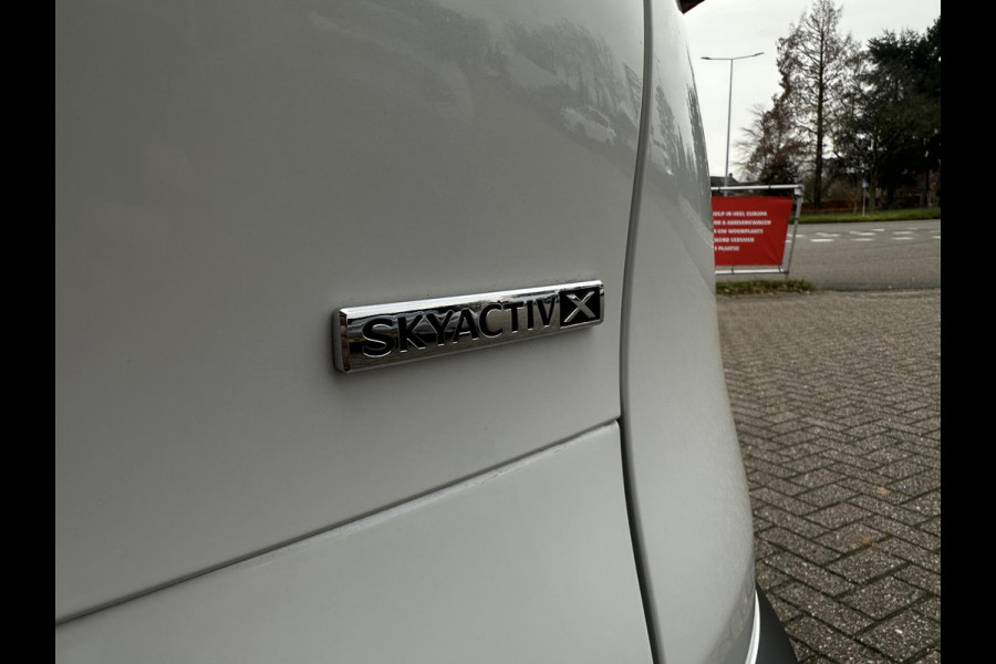 Mazda CX-30 2.0 e-SkyActiv-X M Hybrid Luxury AUTOMAAT | SCHUIFKANTELDAK | 360 CAMERA | AFNEEMBARE TREKHAAK | AERO PACK |