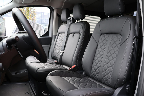Ford Transit Custom 320 2.0 TDCI 170 PK L2H1 Limited DC | Dubbel Cabine | ACC | Blind Spot | Navigatie | Camera | CarPlay | Lane Assist | Trekhaak | BPM VRIJ | Verlengde fabrieksgarantie tot 12-2029