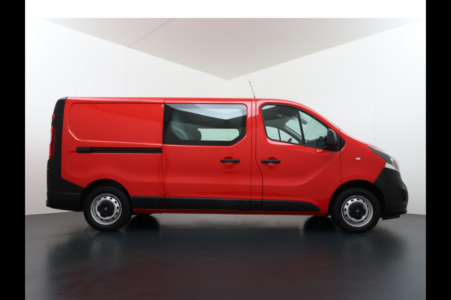 Opel Vivaro D 126PK 5-Pers- D.C Navi Camera Dubbele Cabine EURO 6 Pdc L2H1 Airco Trekhaak Cruise Control Sport EcoFlex 1.6CDTI Betonplex Vloer Wandbetimmering Schuifdeur Keurige Bus ! 1e Eigenaar Origineel Nederlandse Auto 2.000 trekvermogen