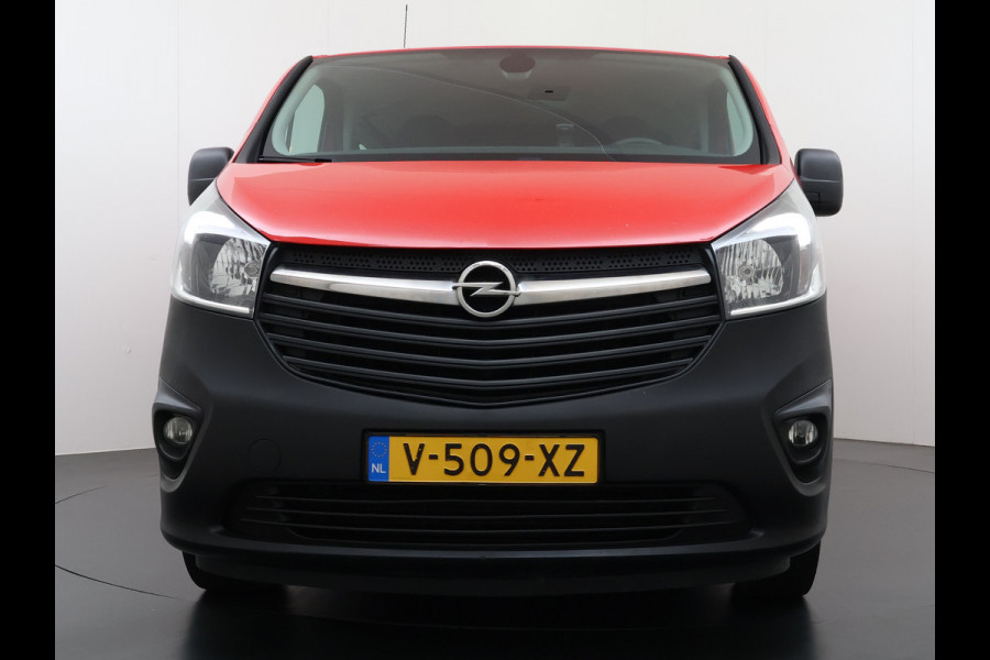 Opel Vivaro D 126PK 5-Pers- D.C Navi Camera Dubbele Cabine EURO 6 Pdc L2H1 Airco Trekhaak Cruise Control Sport EcoFlex 1.6CDTI Betonplex Vloer Wandbetimmering Schuifdeur Keurige Bus ! 1e Eigenaar Origineel Nederlandse Auto 2.000 trekvermogen
