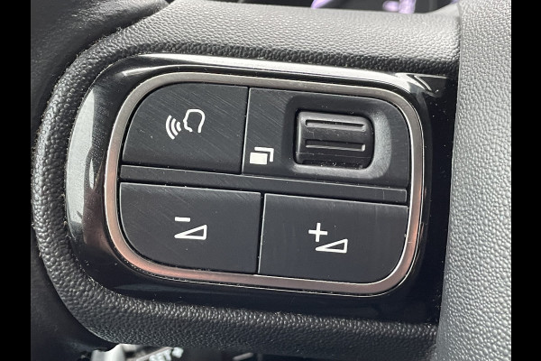 Toyota PROACE CITY Verso 130pk Dynamic Long 7-pers (7 stoelen -Trekhaak - Camera - Keyless Entry - Automatische Airco - Navigatie - Parkeersensoren V+A)