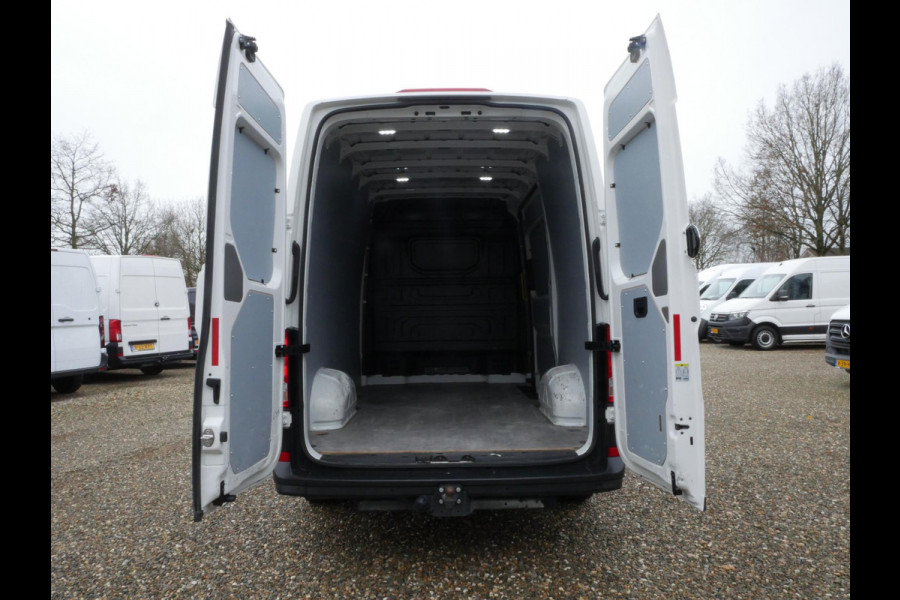 Volkswagen Crafter 2.0 TDI 100PK, L3H3, Airco