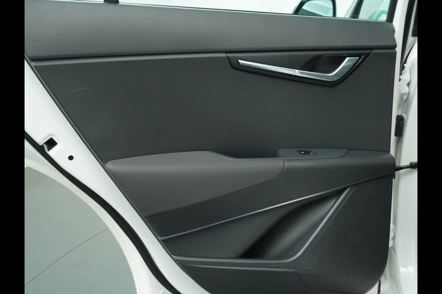 Kia Niro EV DynamicLine 64.8 kWh Apple Carplay/Android Auto - Bluetooth - Cruise Control -  Climate Control - Navigatie - Fabrieksgarantie tot 06-2031