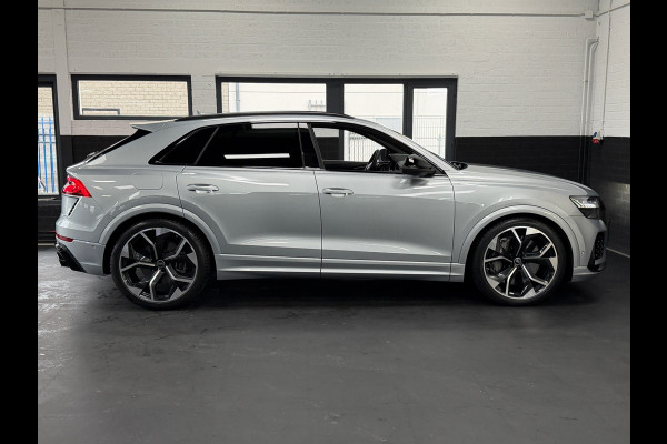 Audi Q8 4.0 TFSI RS Q8 quattro | Pano | HUD | B&O | Nieuwstaat