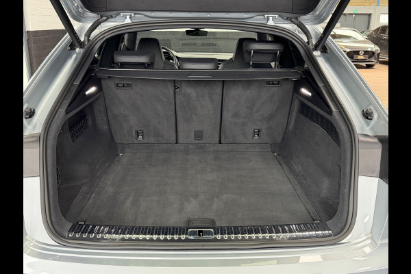 Audi Q8 4.0 TFSI RS Q8 quattro | Pano | HUD | B&O | Nieuwstaat