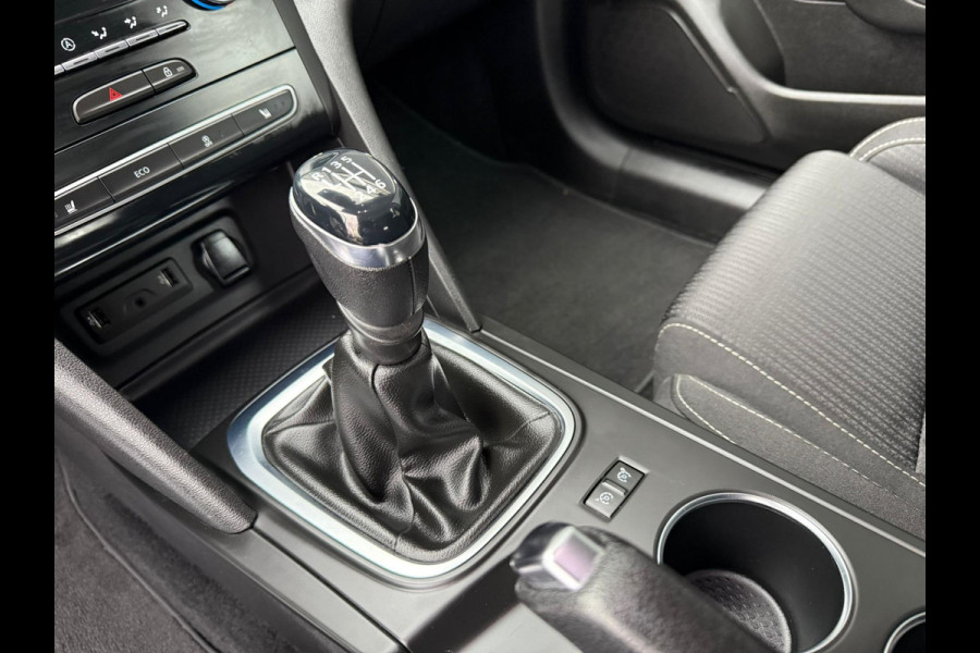 Renault Mégane Estate 1.2 TCe Limited PDC | NAVI | TREKHAAK | CRUISE | NWE APK