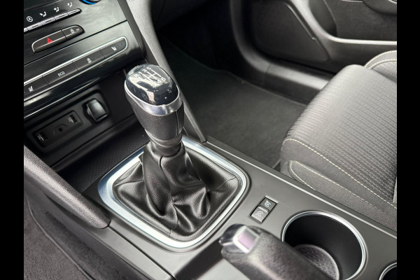 Renault Mégane Estate 1.2 TCe Limited PDC | NAVI | TREKHAAK | CRUISE | NWE APK