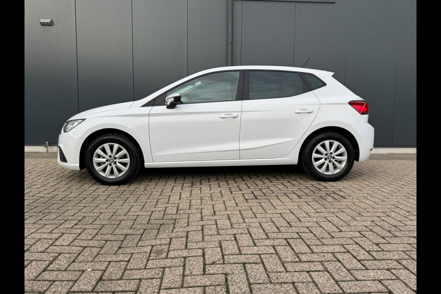 Seat Ibiza 1.0 TSI Style * Navigatie * Camera * Cruise Control * Climate Control