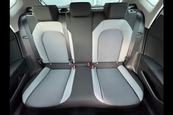 Seat Ibiza 1.0 TSI Style * Navigatie * Camera * Cruise Control * Climate Control