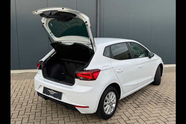 Seat Ibiza 1.0 TSI Style * Navigatie * Camera * Cruise Control * Climate Control
