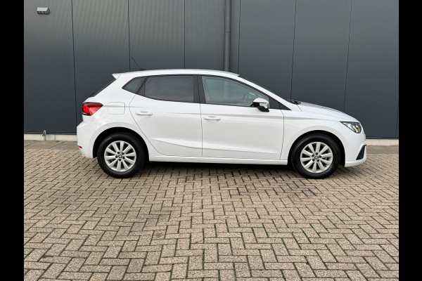 Seat Ibiza 1.0 TSI Style * Navigatie * Camera * Cruise Control * Climate Control