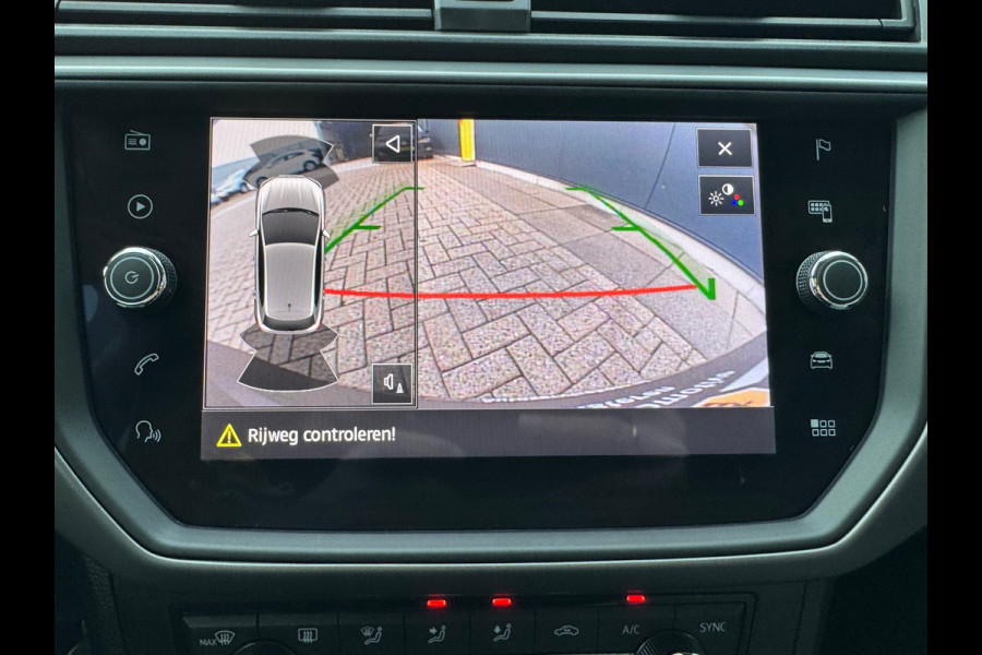 Seat Ibiza 1.0 TSI Style * Navigatie * Camera * Cruise Control * Climate Control