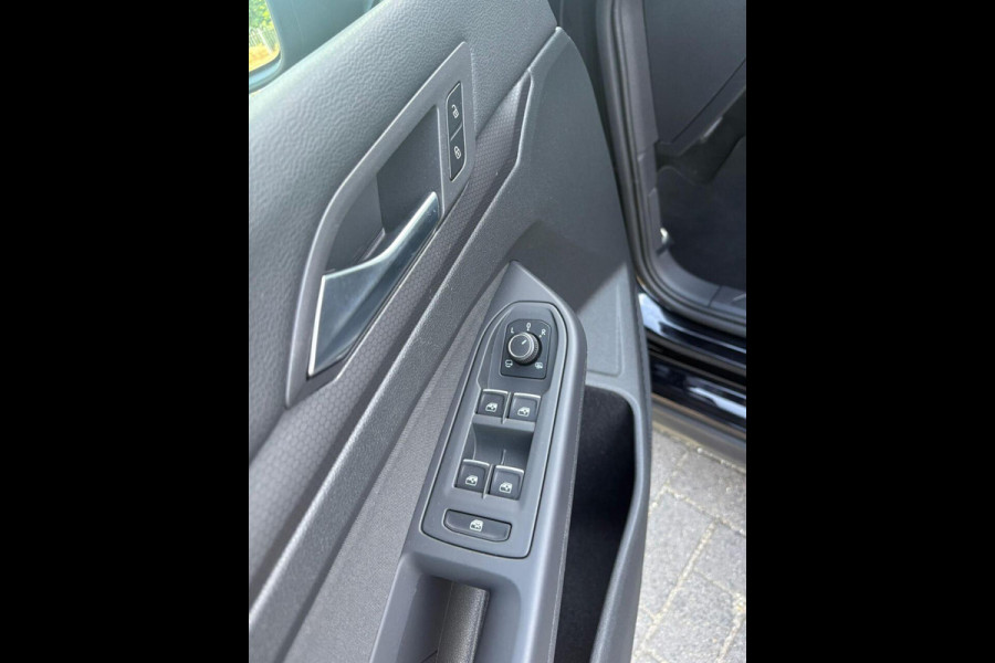 Volkswagen Golf 2.0 TSI GTI