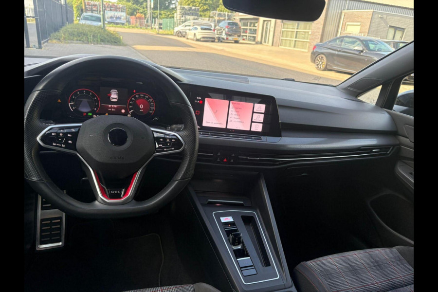 Volkswagen Golf 2.0 TSI GTI